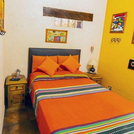Mex Suites Casa Azul B&B Mexico City Exterior photo